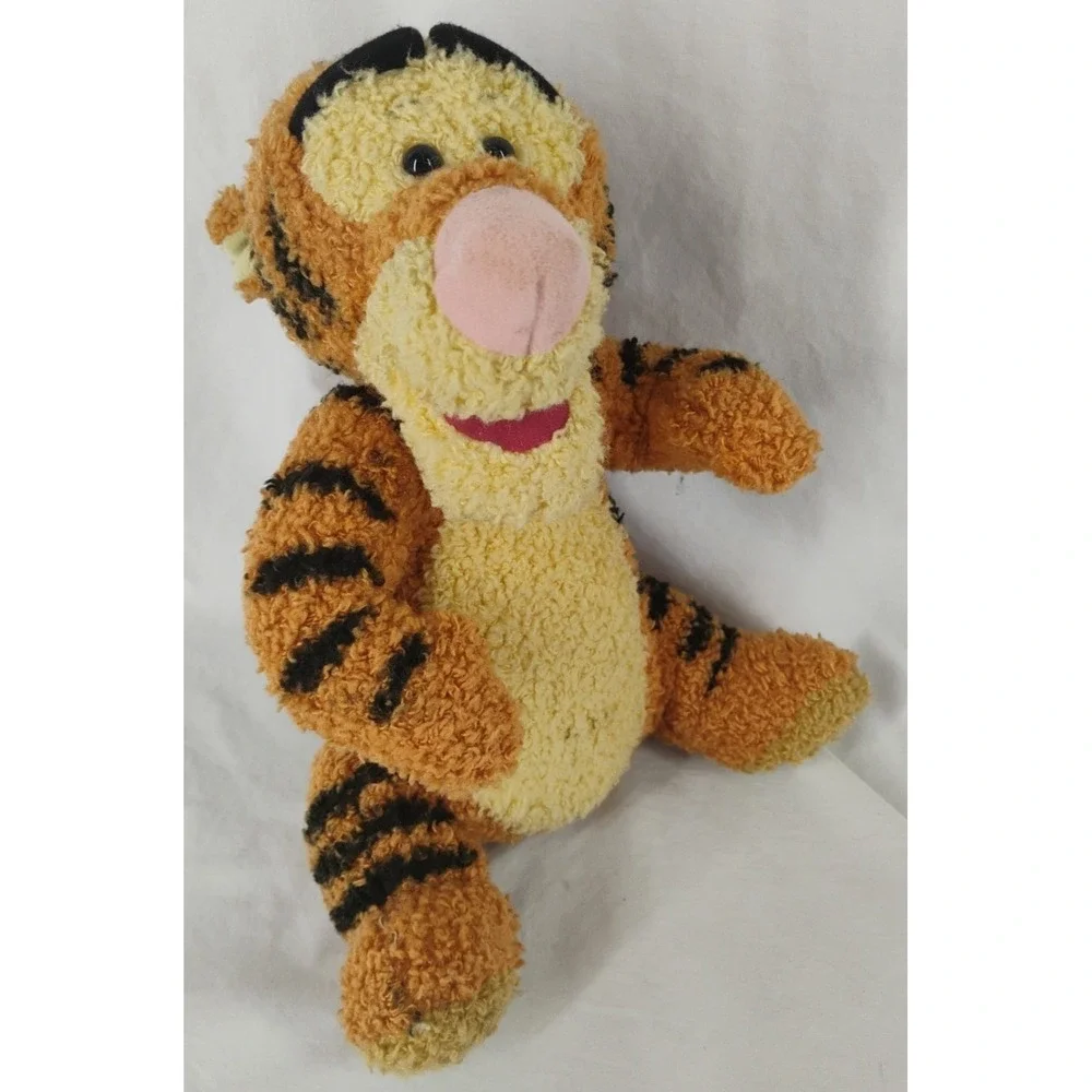 Vintage 1998 Mattel Disney Singing Talking Tigger Poseable Plush Works Video